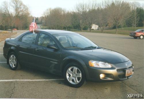 2001-Dodge-Stratus-03