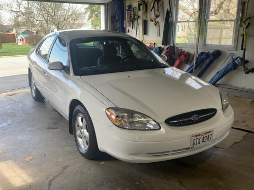 2001-Ford-Taurus-29