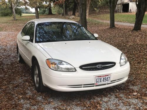 2001-Ford-Taurus-32