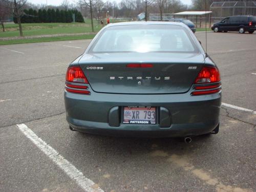 2002-Dodge-Stratus-17