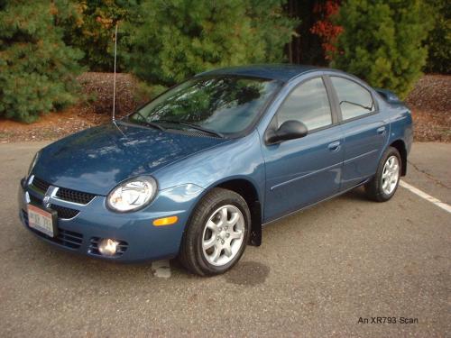 2003-Dodge-Neon-11