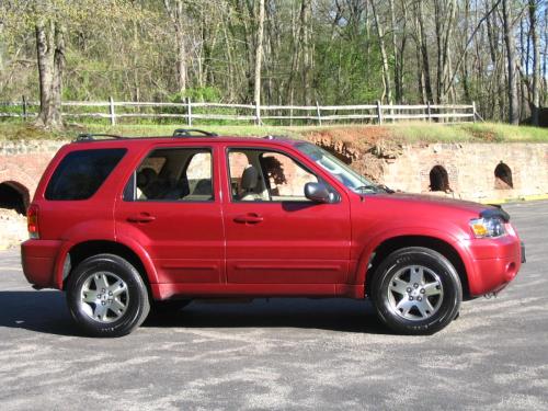 2005-Ford-Escape-04