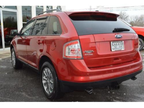 2010-Ford-Edge-26