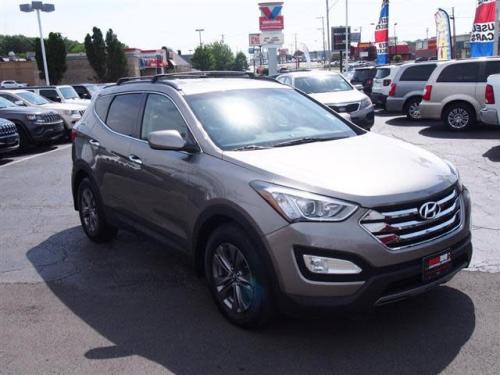 2014-Hyundai-Santa-Fe-14