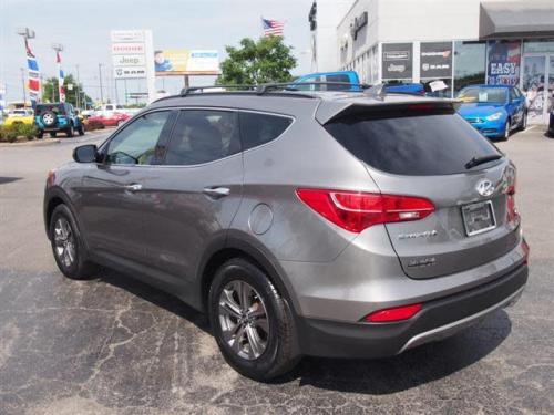 2014-Hyundai-Santa-Fe-19